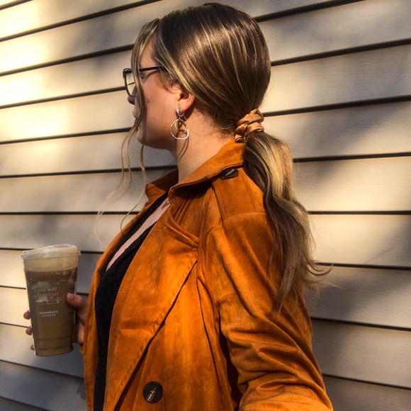 Meet your Posher, Mya - Picture 5 of 6